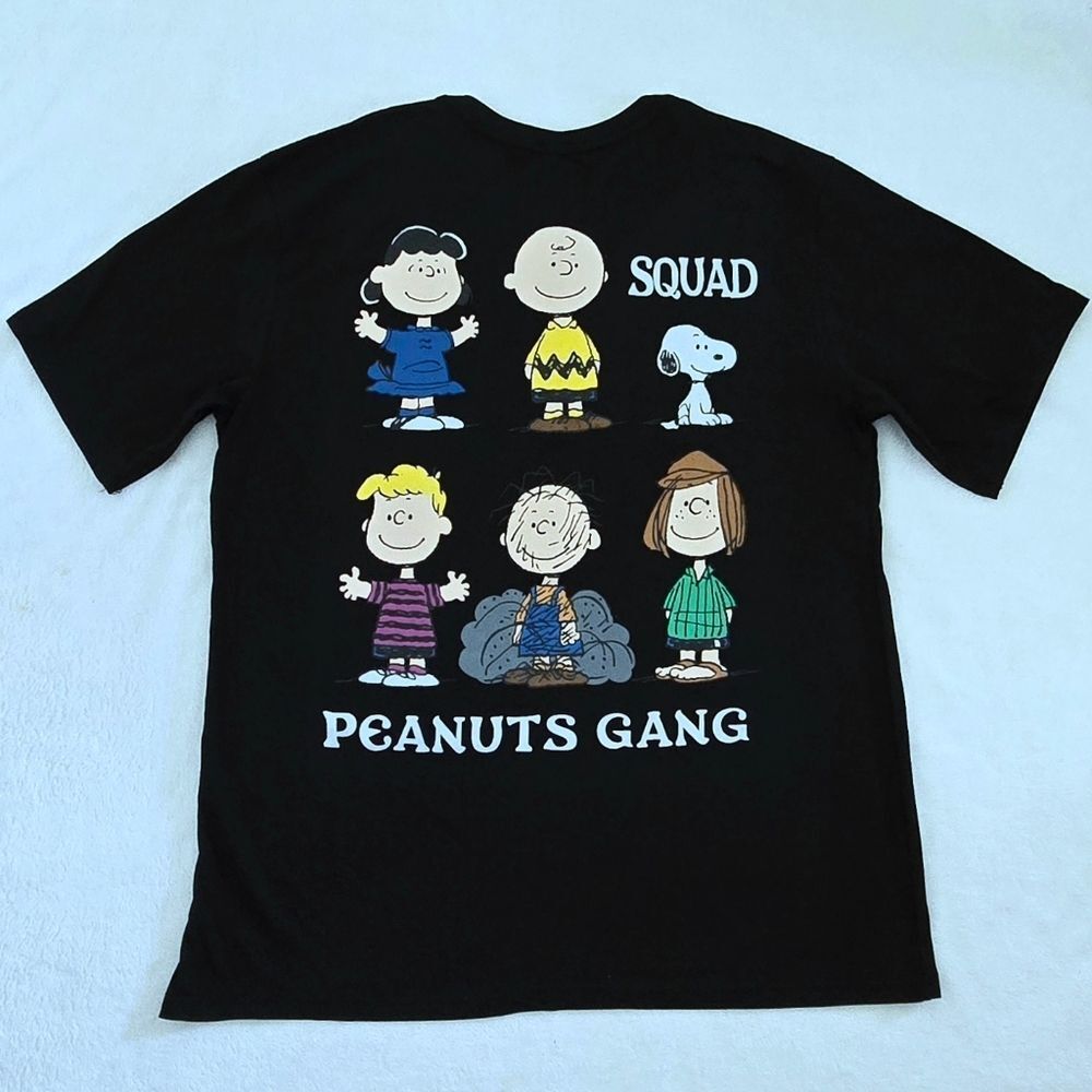Peanuts🥜 "Peanuts Gang" Graphic Tee👕 - NWOT